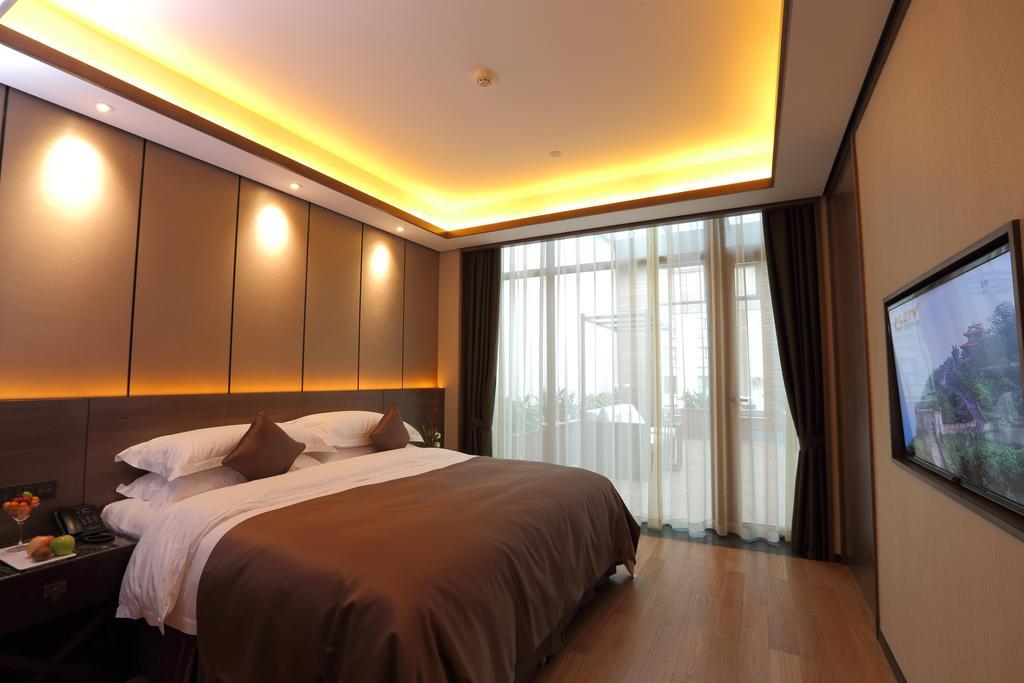 S&N Zhejiang LinHai International Hotel Ruang foto