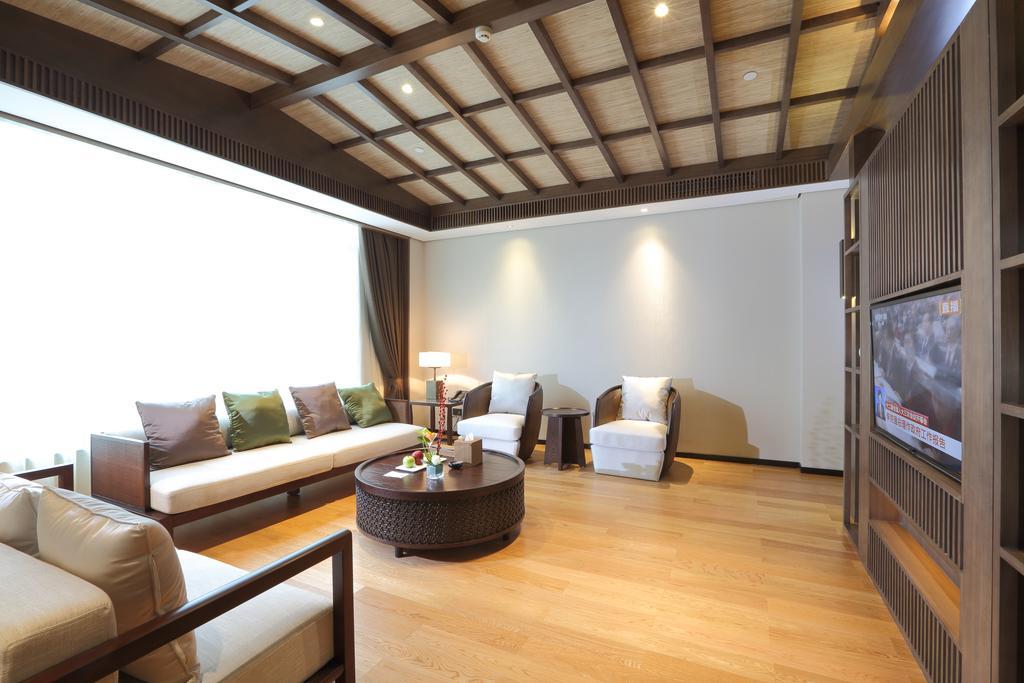 S&N Zhejiang LinHai International Hotel Ruang foto