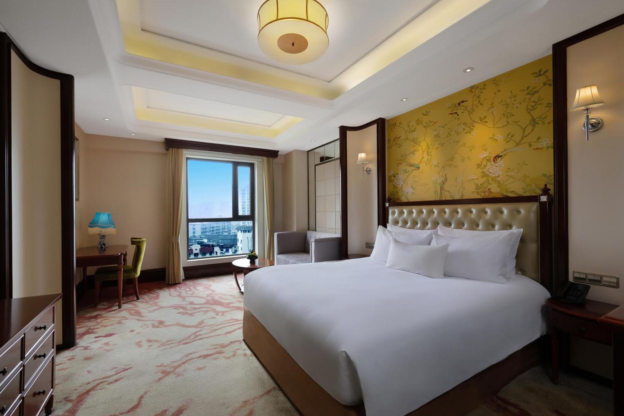 S&N Zhejiang LinHai International Hotel Bagian luar foto