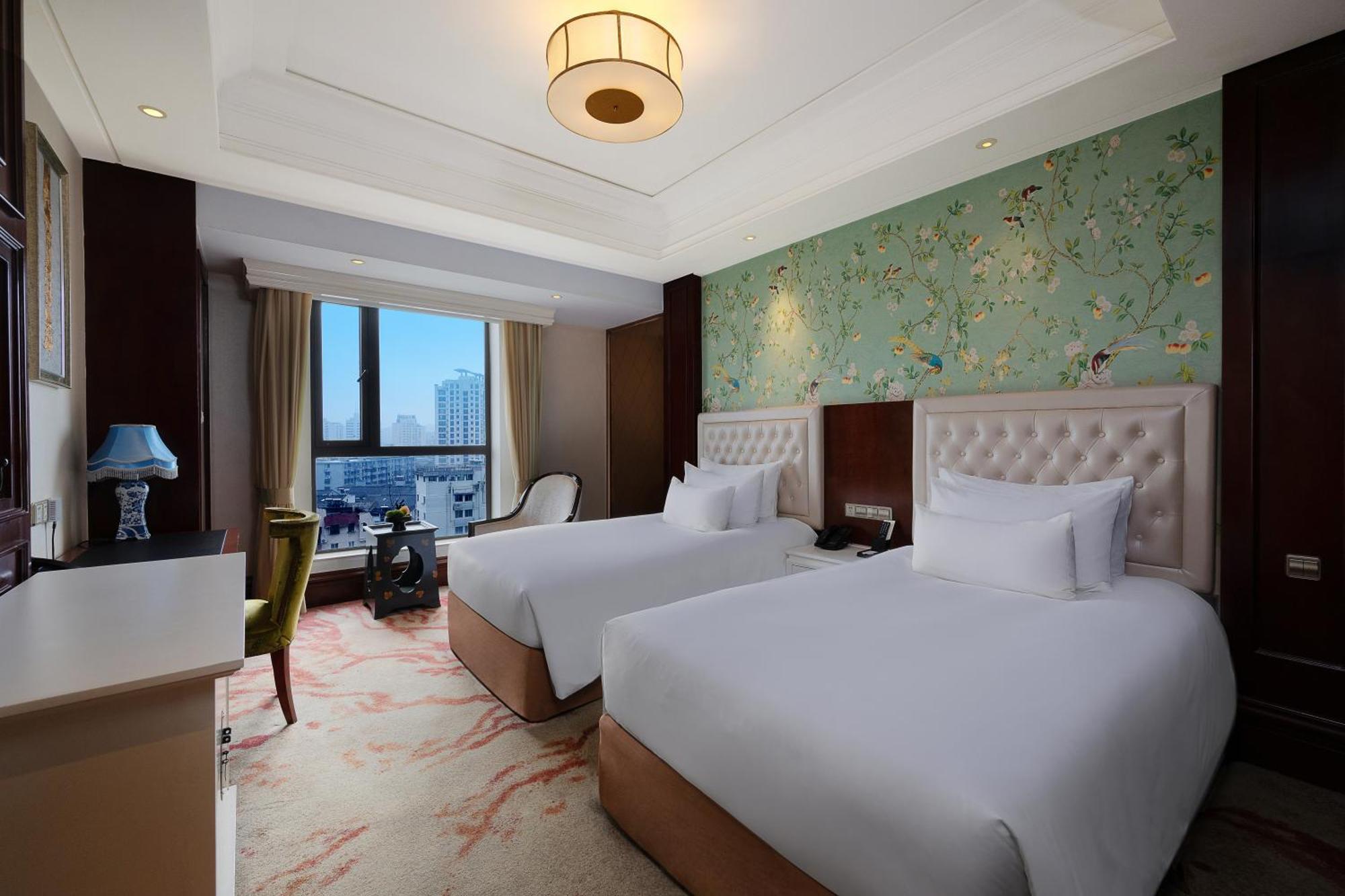 S&N Zhejiang LinHai International Hotel Bagian luar foto