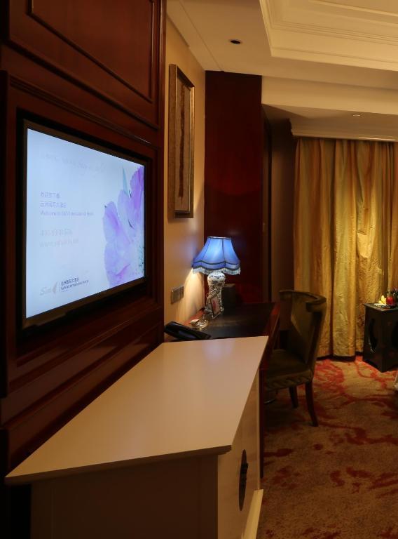 S&N Zhejiang LinHai International Hotel Bagian luar foto