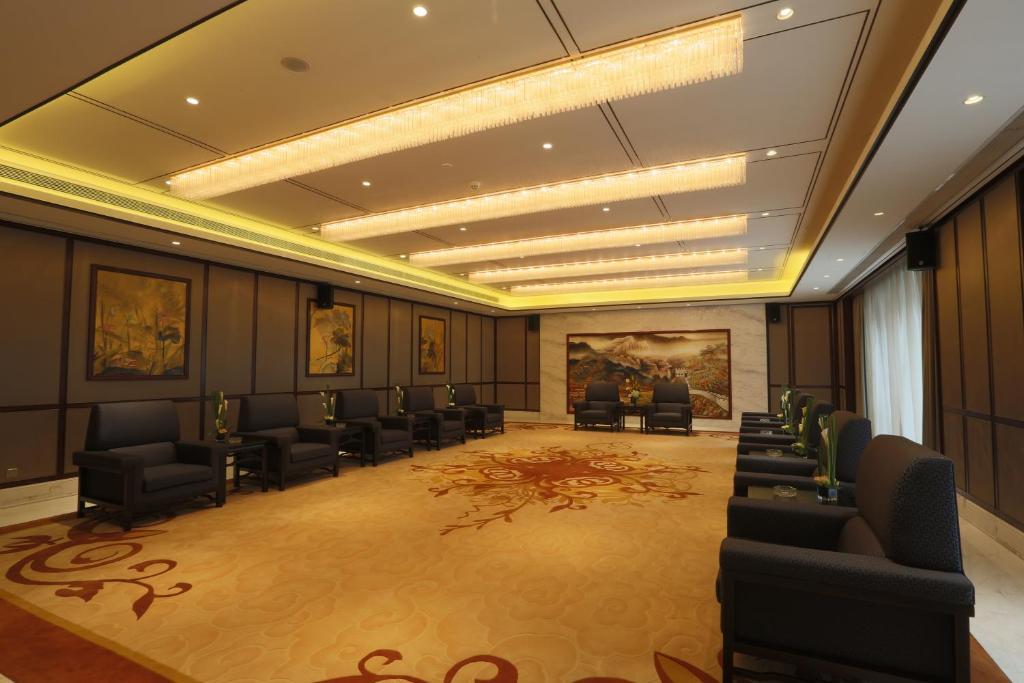 S&N Zhejiang LinHai International Hotel Bagian luar foto