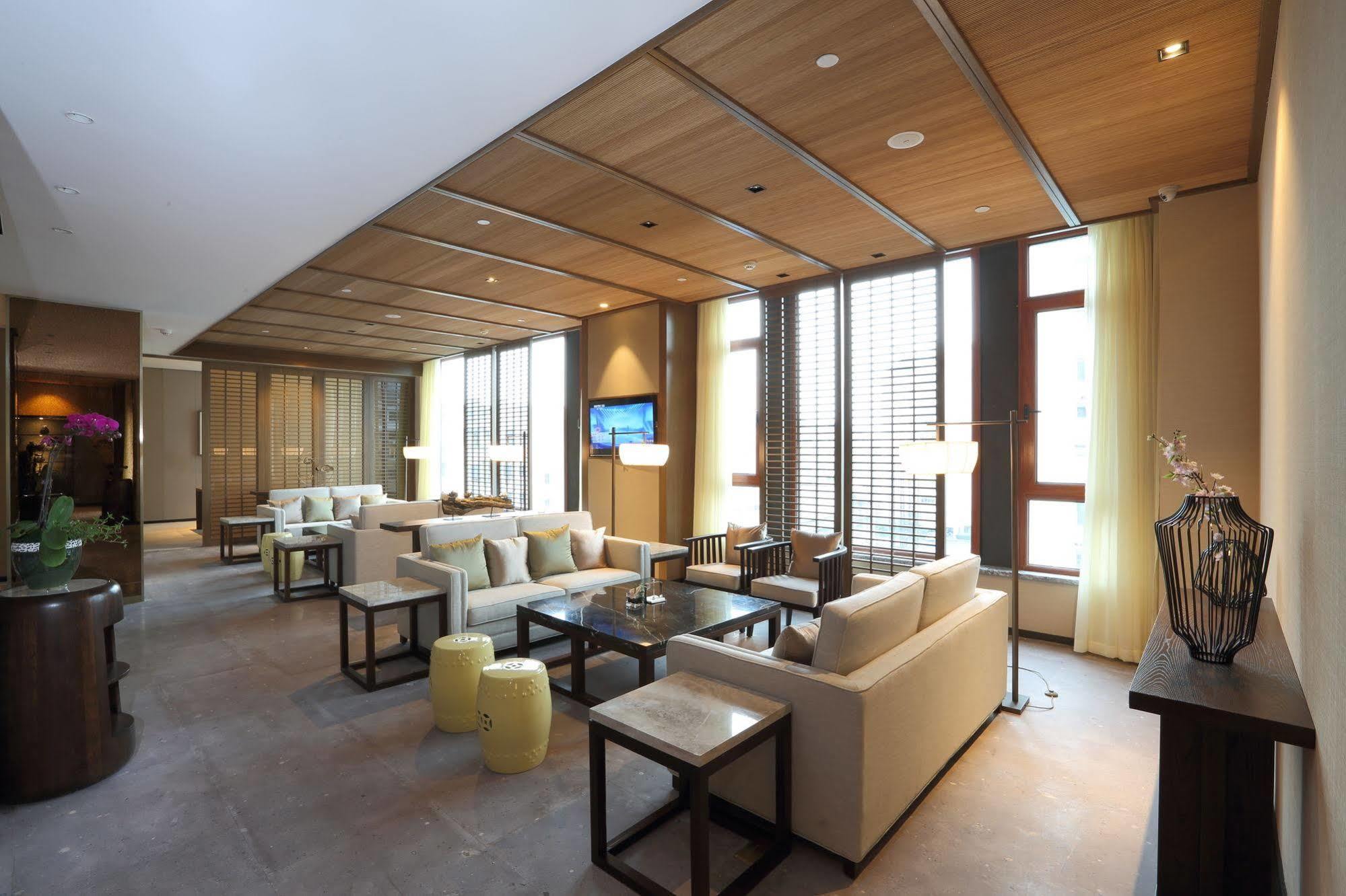 S&N Zhejiang LinHai International Hotel Bagian luar foto